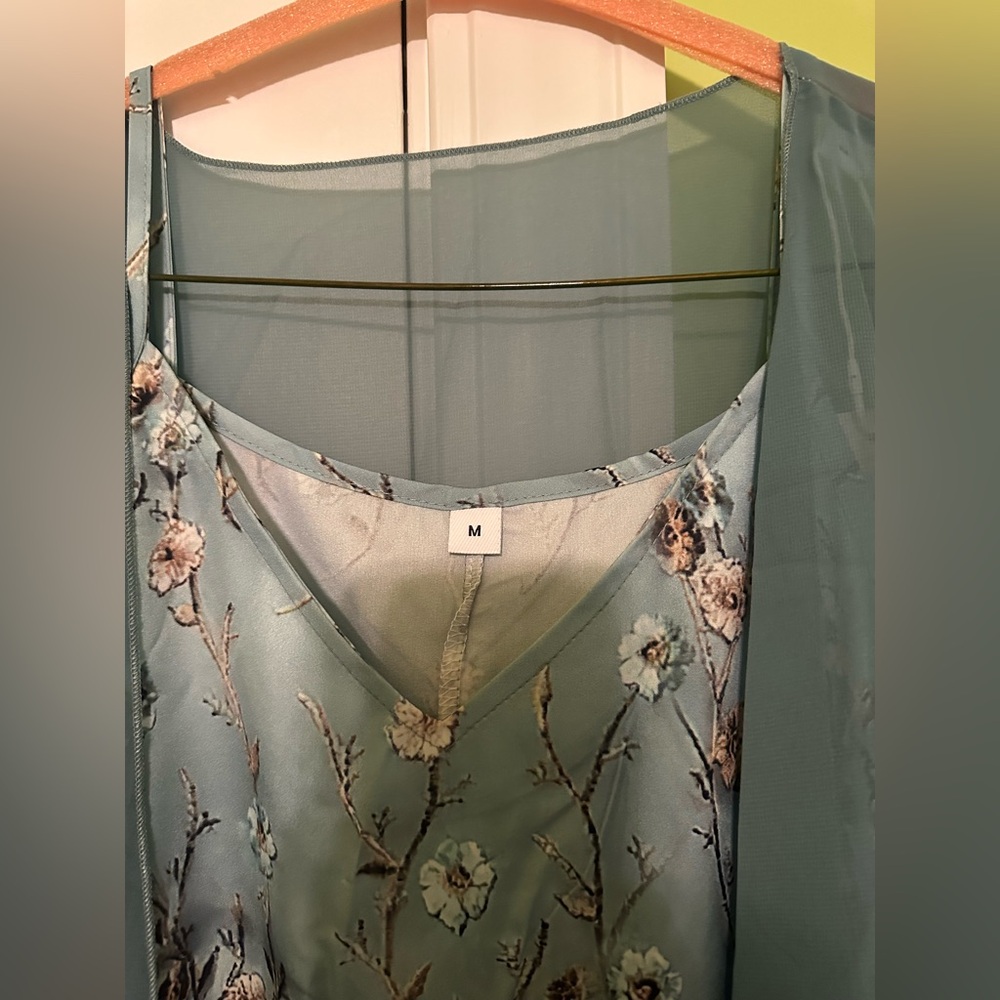 NWT Made With Love Floral Maxi Dress with Long Sheer Jacket Size Medium - Picture 13 of 15